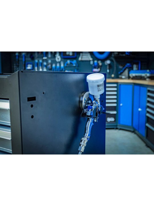 Maaliruiskun pidin magneetilla