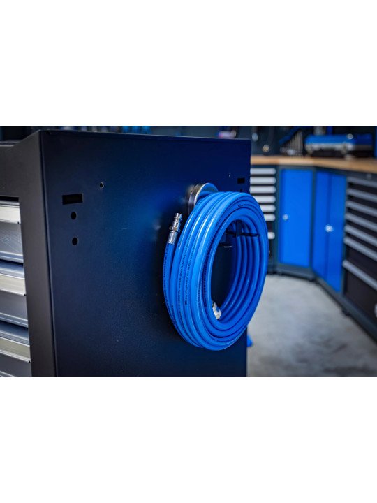 Maaliruiskun pidin magneetilla